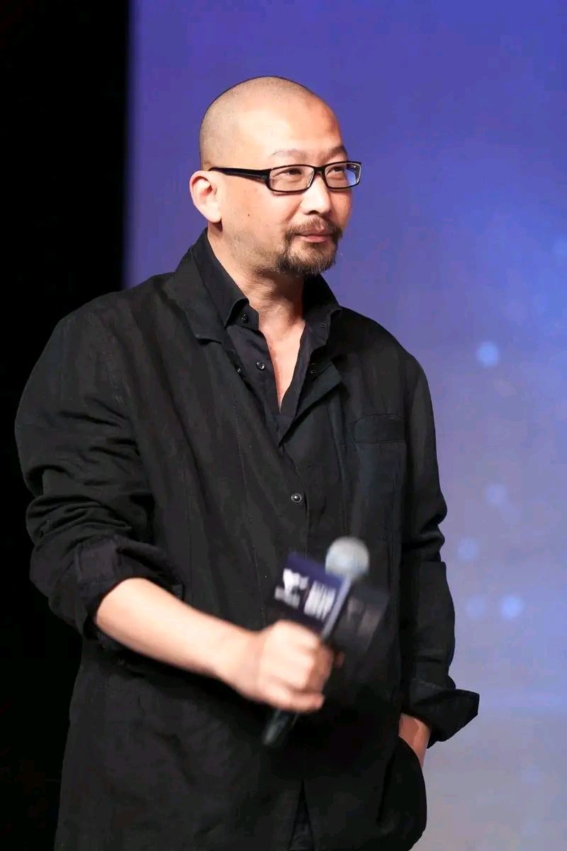 导演管虎(导演管虎个人资料照片) 导演管虎(导演管虎个人资料照片)