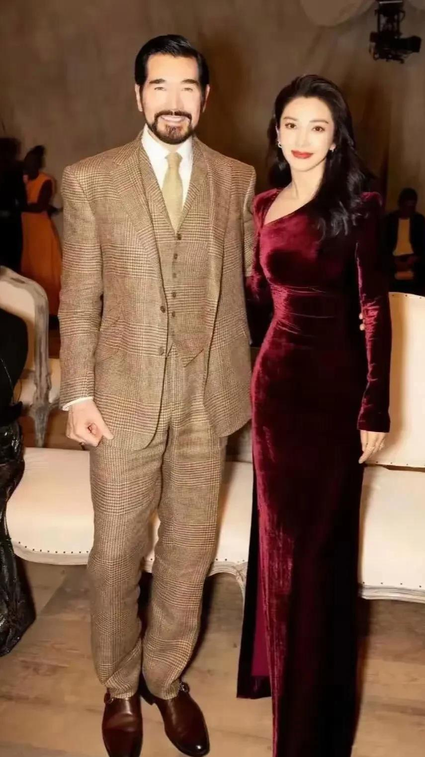 费翔现任老婆(费翔有哪些女友) 费翔现任老婆(费翔有哪些女友)