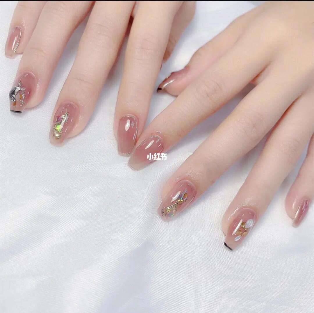 夏天美甲图片(夏天美甲图片显白猫眼)