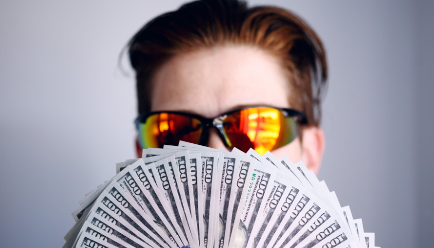 年轻人假期搞钱:喂猫一周赚5000的简单介绍