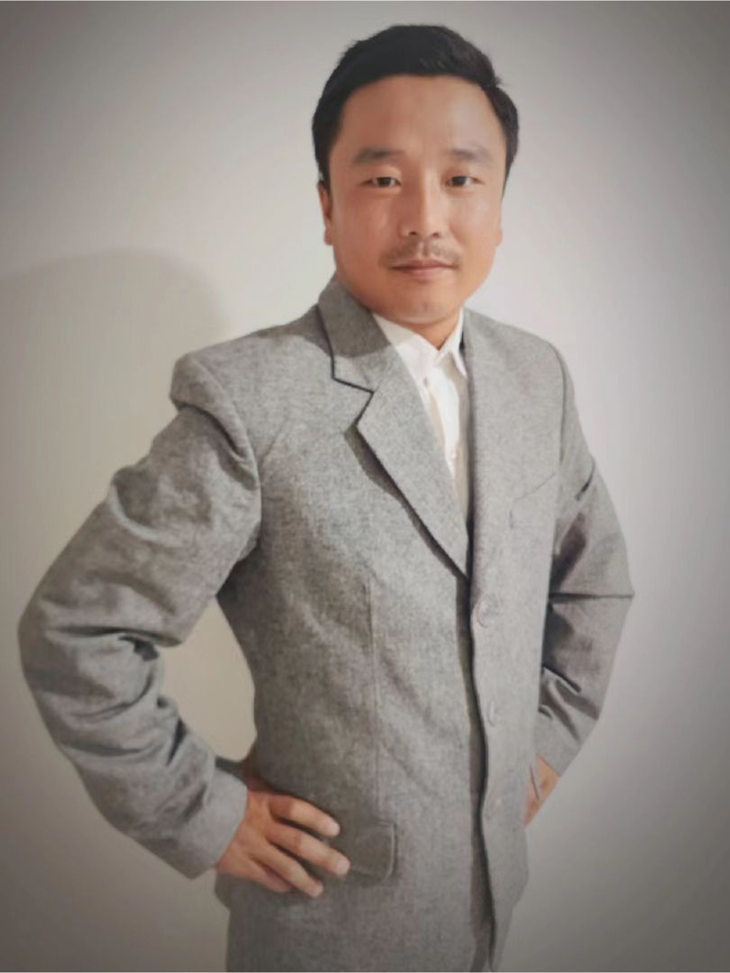 卢华个人资料(卢华俊个人资料)