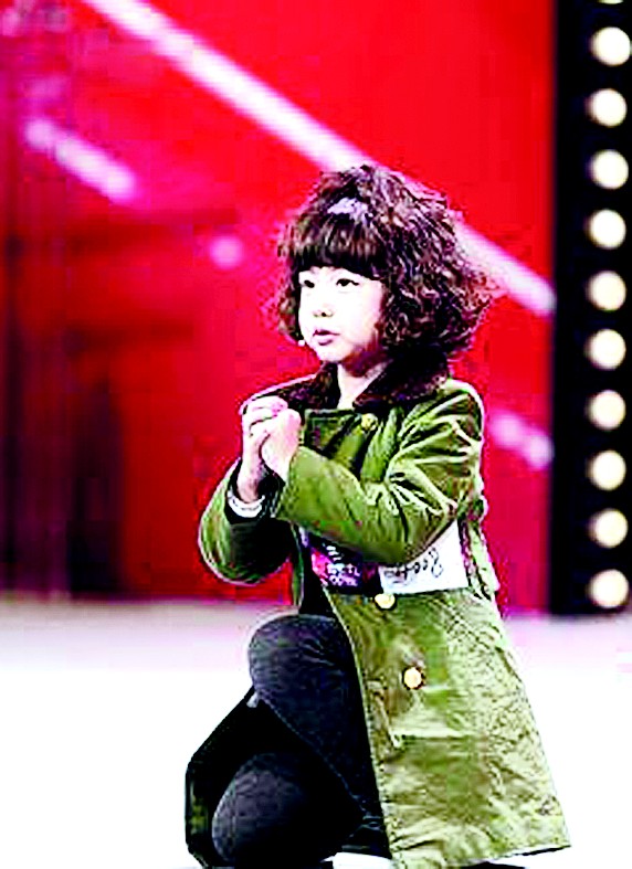曲隽希(曲隽希陆馨儿) 曲隽希(曲隽希陆馨儿)
