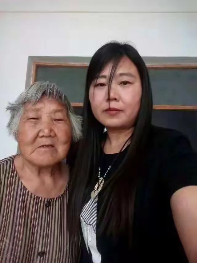 白头老母遮门啼(白头老母遮门啼下一句)