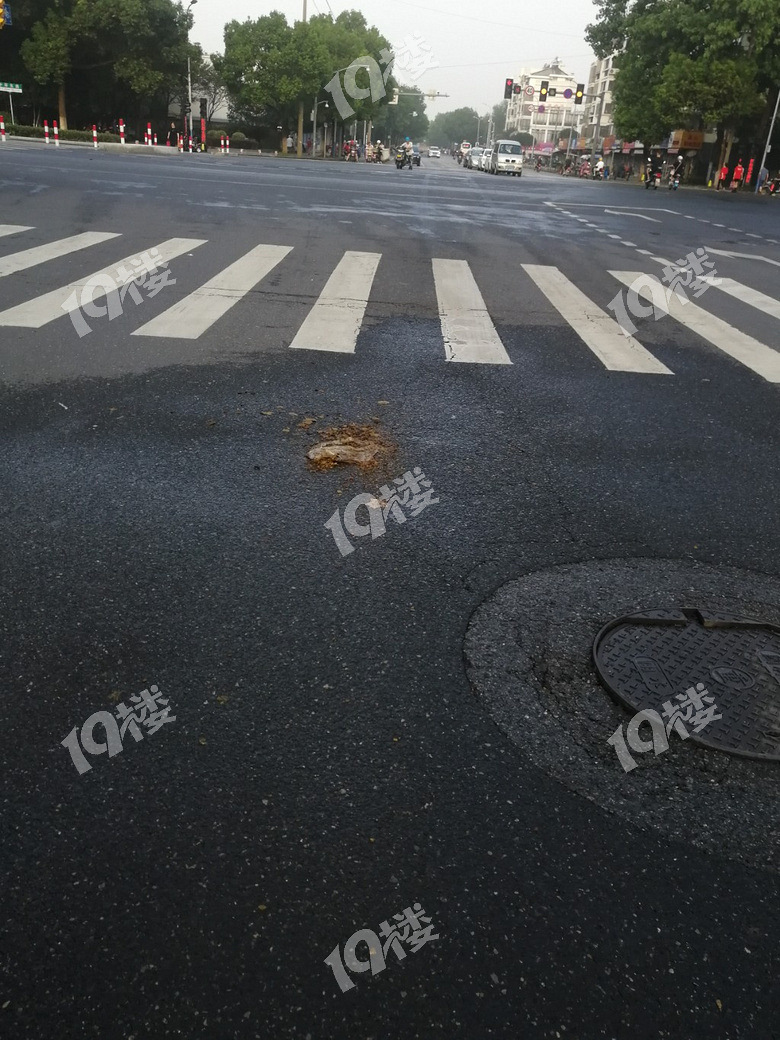 十字路口扔钱禁忌(十字路口的钱不能捡吗) 十字路口扔钱禁忌(十字路口的钱不能捡吗)