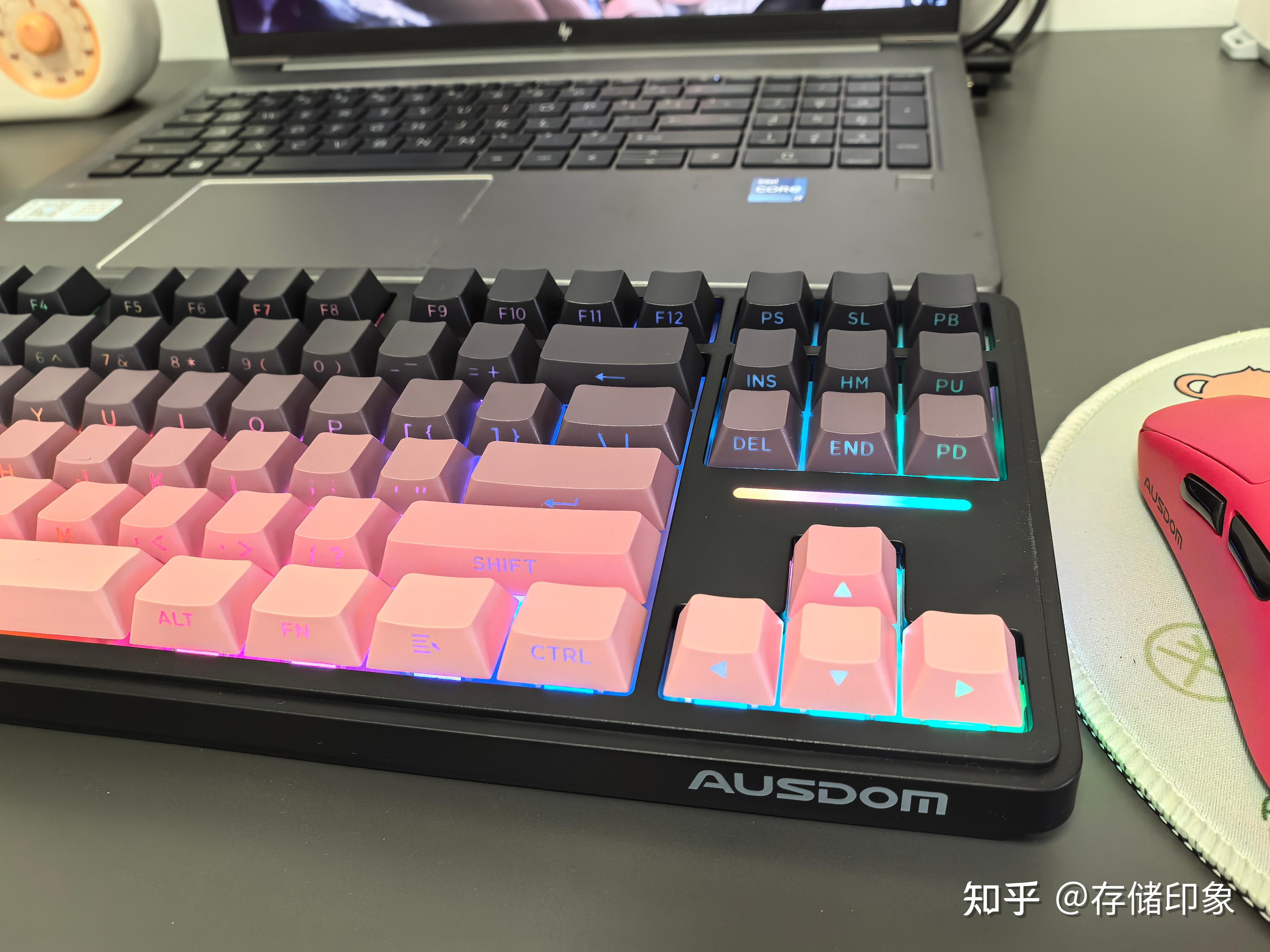 键盘第三个灯是干嘛的(键盘的第三个灯是干嘛用的)