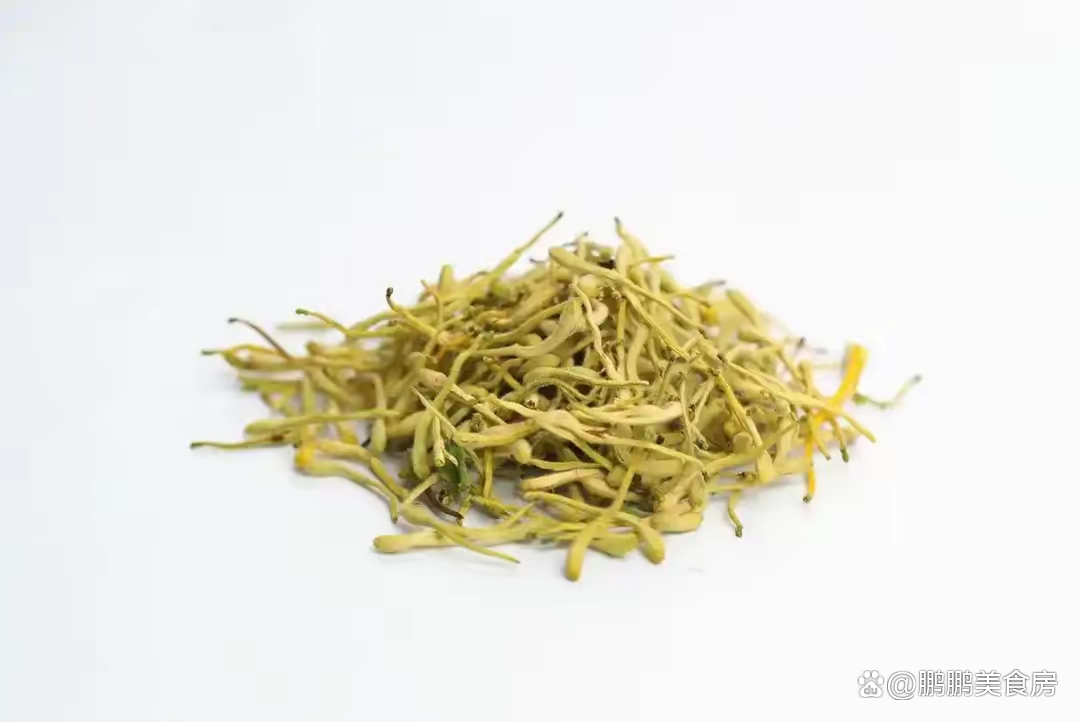陈皮和金银花可以一起泡水喝吗(陈皮和金银花一起泡水有什么功效) 陈皮和金银花可以一起泡水喝吗(陈皮和金银花一起泡水有什么功效)
