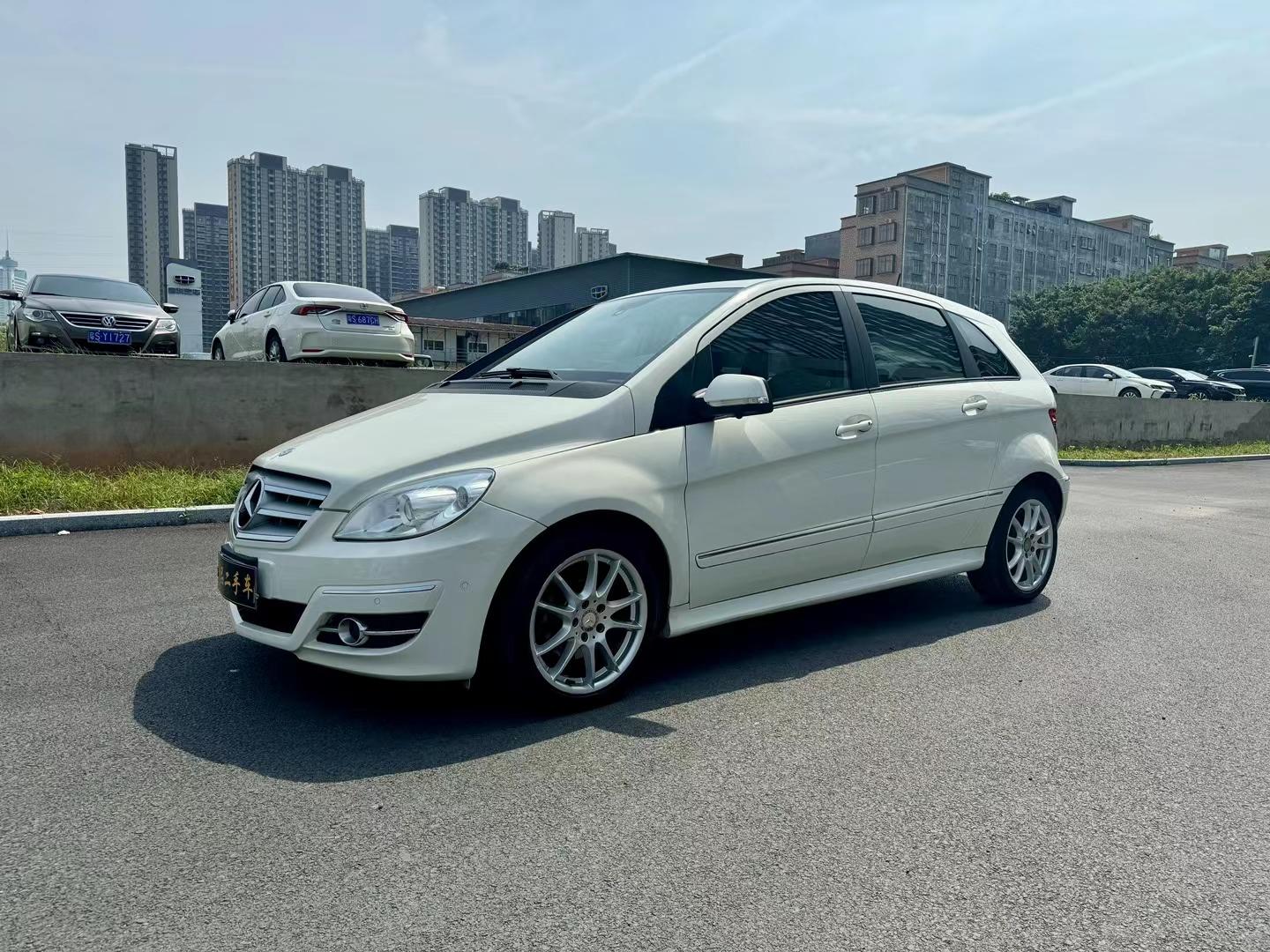 奔驰两厢车(奔驰两厢车型一览表) 奔驰两厢车(奔驰两厢车型一览表)