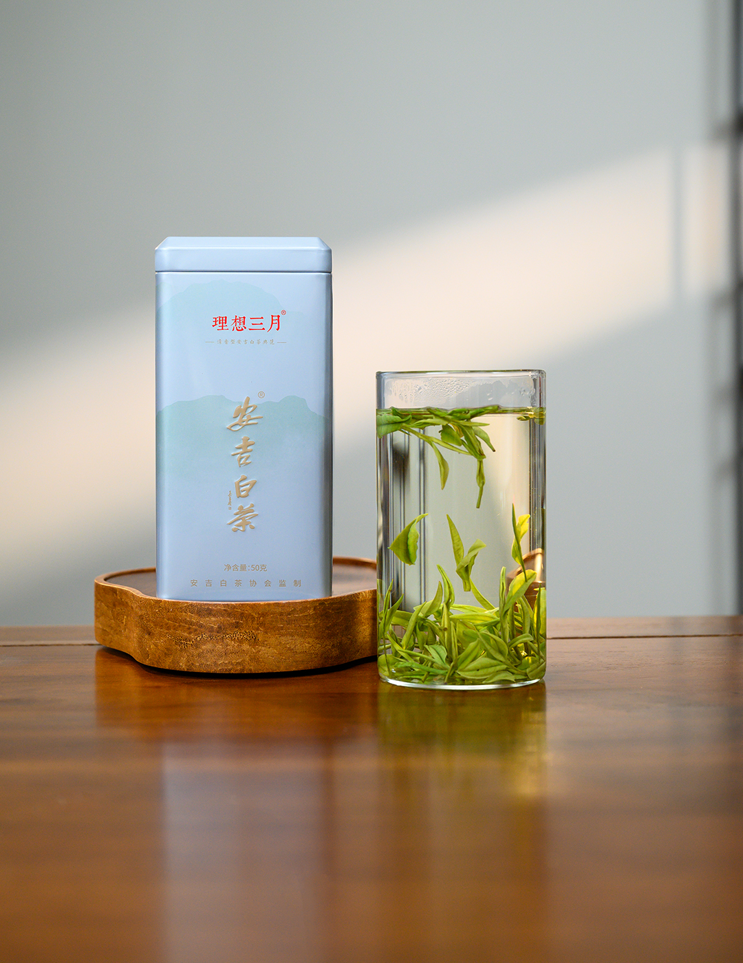 安吉白茶的特点和功效(白茶和老白茶有什么区别) 安吉白茶的特点和功效(白茶和老白茶有什么区别)